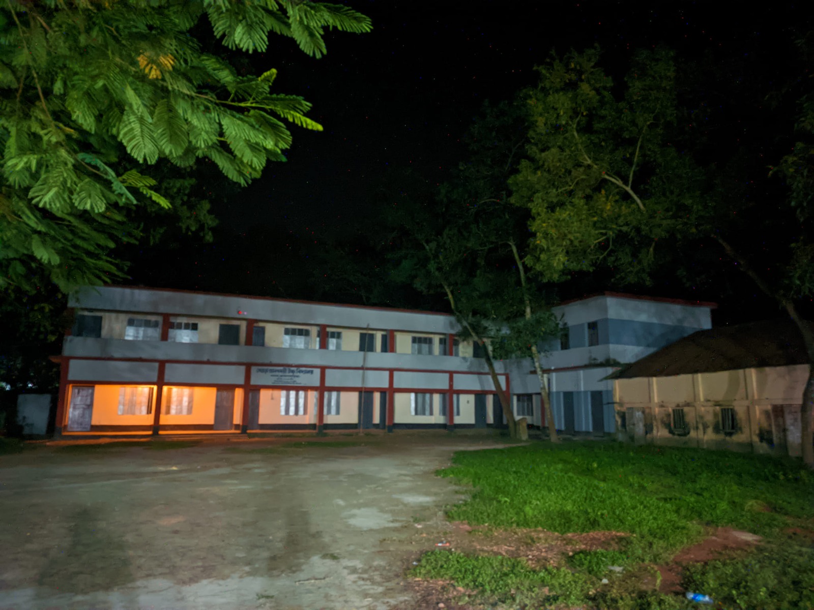 About Anandamoyee Alumni Society